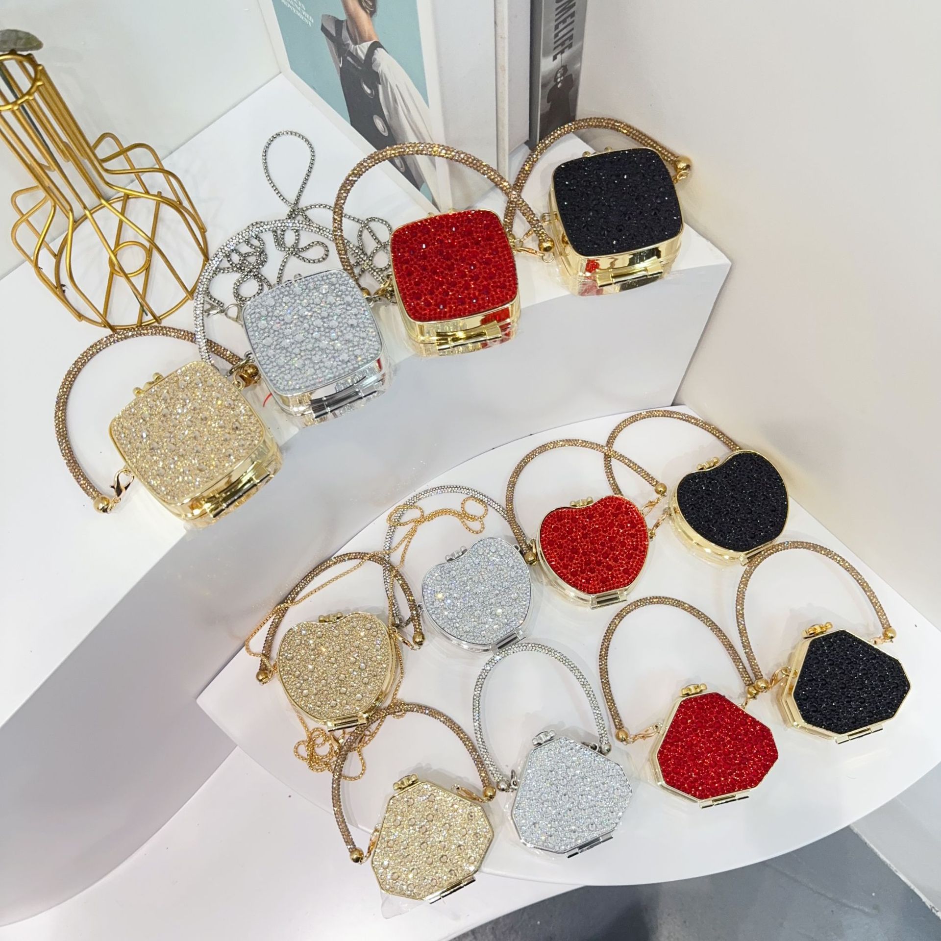 Cross-border summer new acrylic bag, diamond-encrusted box bag, women's fashionable and personalized mini bag, children's bag, coin purse full figure