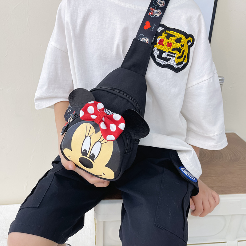 New cartoon and anime backpack, fashionable and trendy kindergarten chest bag, boys' and girls' crossbody bag, fashionable street backpack Application Scenario