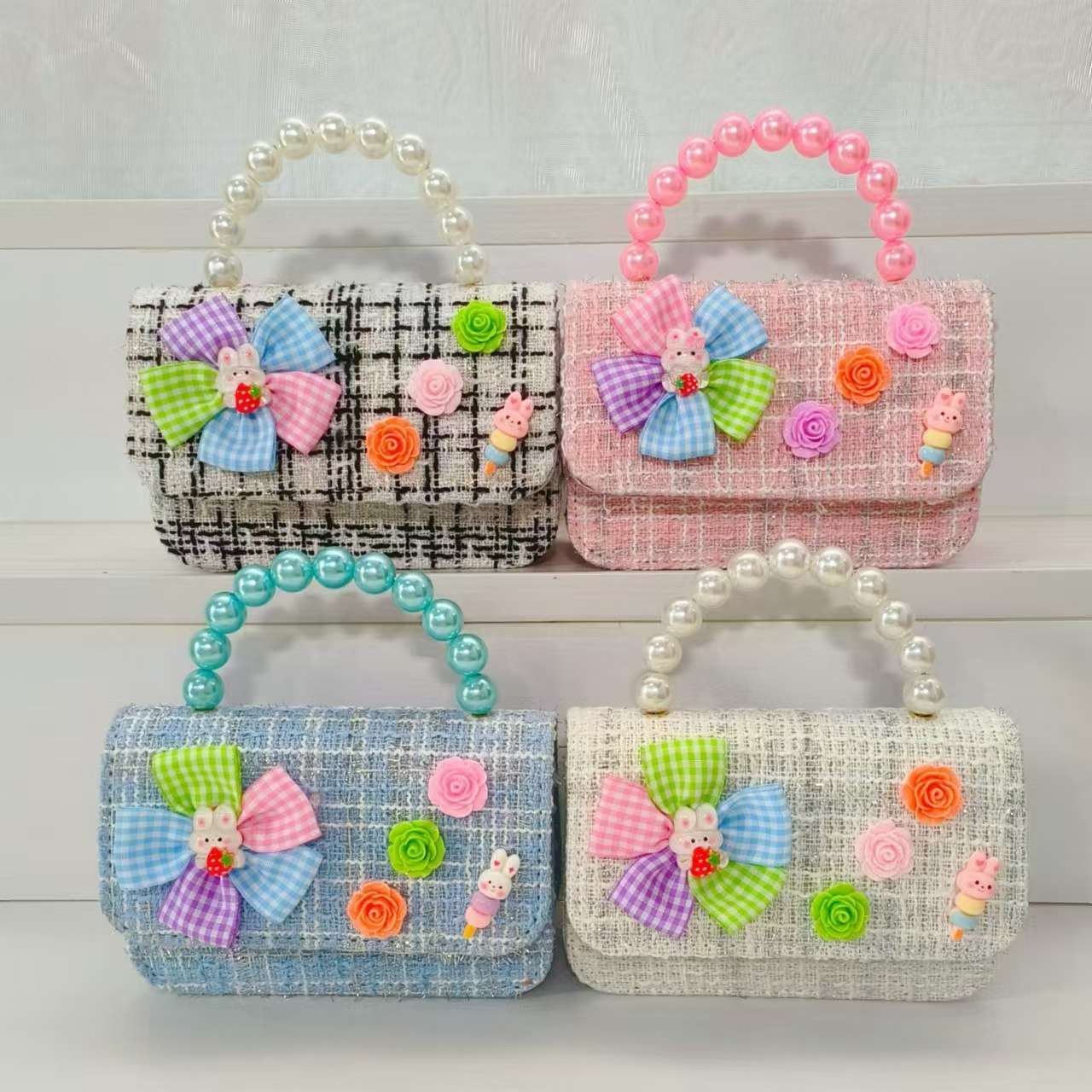 Pearl handbag, princess bag, single-shoulder crossbody loose change accessory, small square bag, white rabbit chain, girl's lucky money bag details Picture