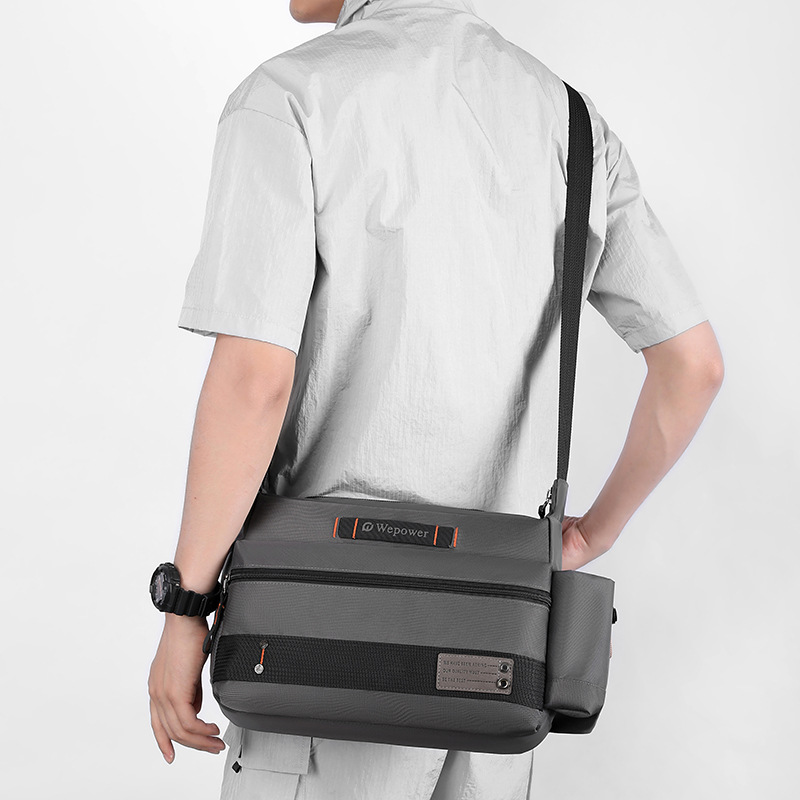 WEPOWER's new men's trendy crossbody bag is a versatile and casual men's bag for outdoor trips. It's a single-shoulder crossbody bag Specification drawing