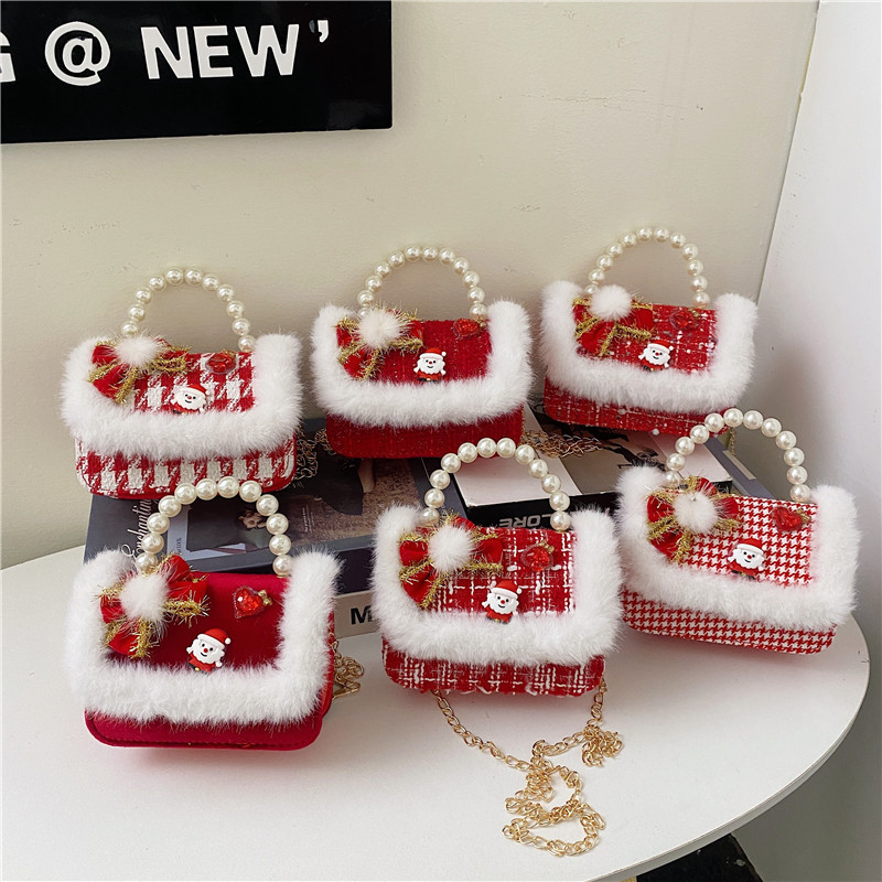 Mini fashionable girls' pearl coin purse 2024 New checkered fashionable Korean version little girl handbag for children's clothing matching full figure