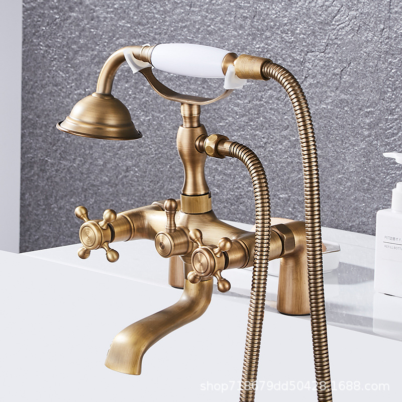 Double-column classical telephone style, golden imperial concubine bathtub, side faucet, standing shower head, European-style hand spray Application Scenario