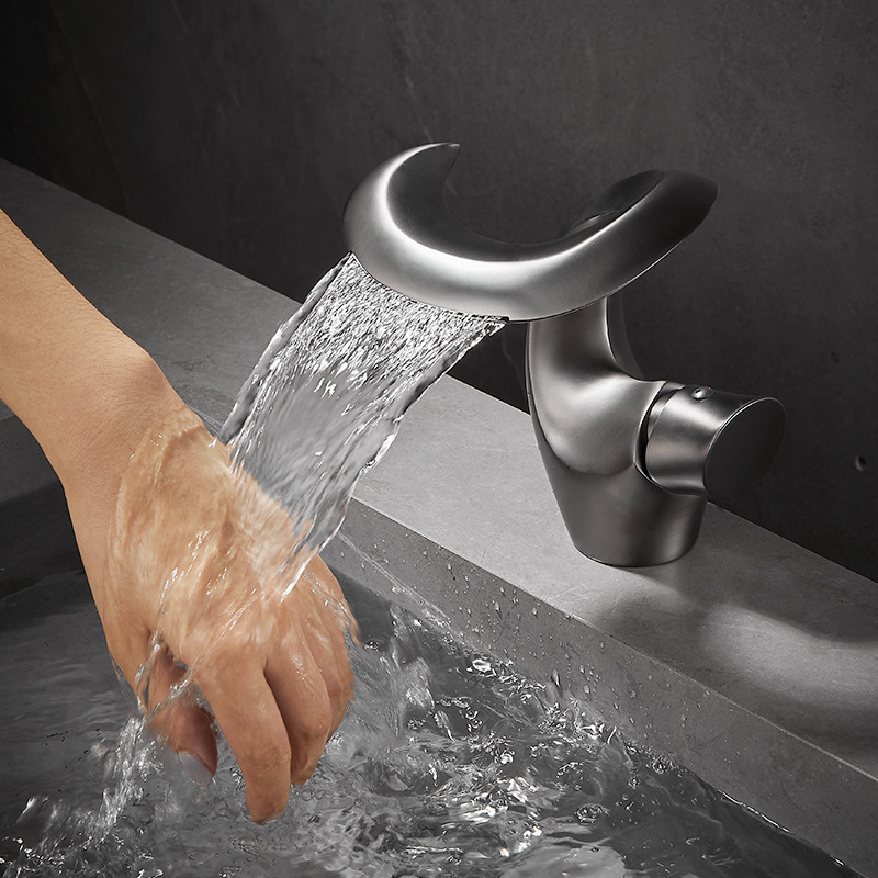 Full copper washbasin faucet in the bathroom, household washbasin in the bathroom, waterfall-style cold and hot splash-proof gun, grey faucet full figure