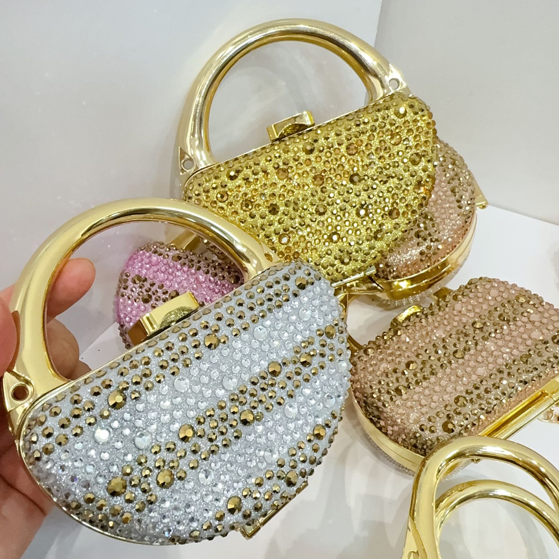 Mini bag mouth red envelope for women, 2025 new cross-border foreign trade diamond-encrusted crossbody small bag, decorative bag, children's bag, women's bag Item Picture