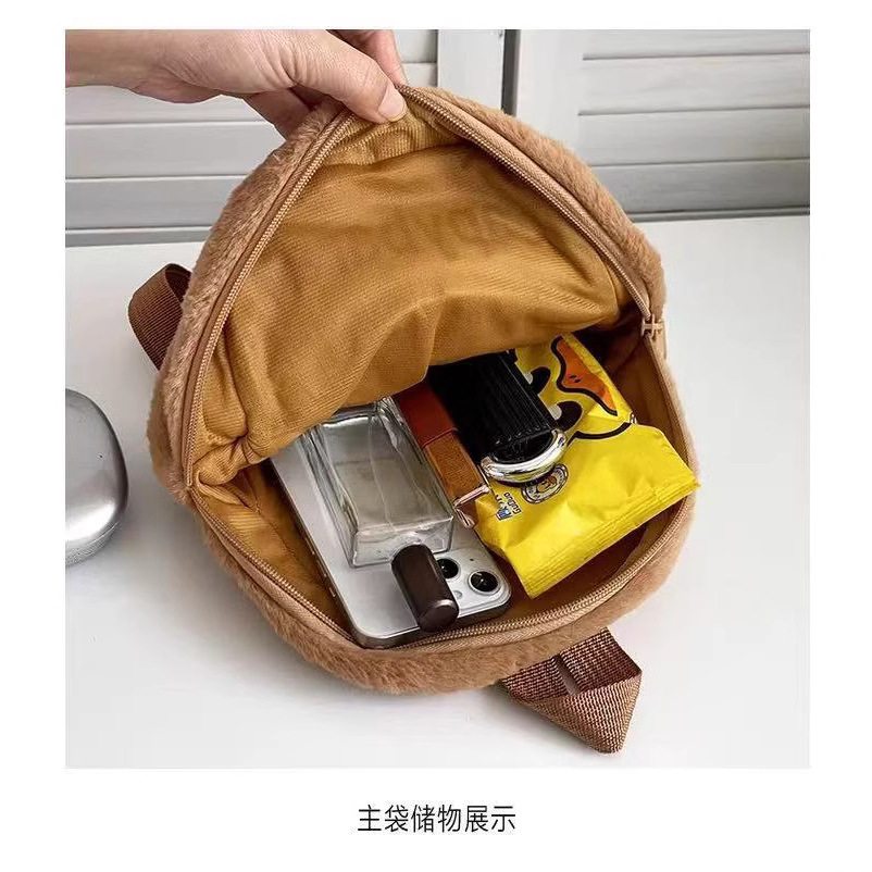 Japanese-style Katto Capibara children's schoolbags, plush toys, backpacks, cute dolls, claw machine figurines, gifts Application Scenario