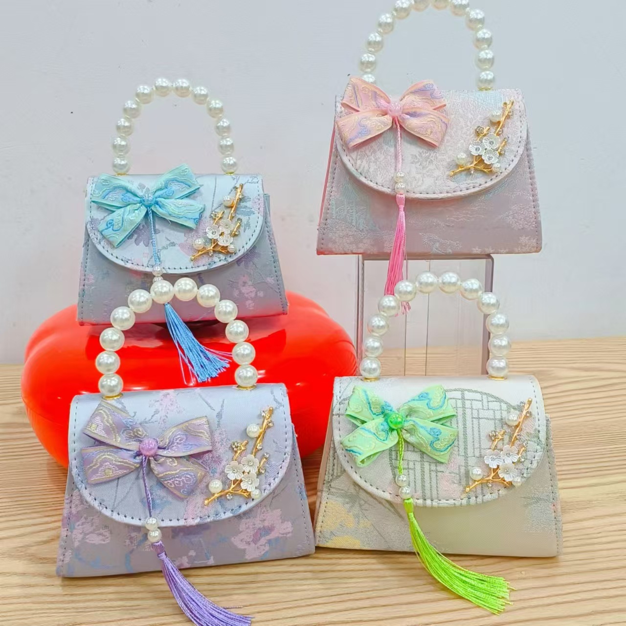 Bow tassel children's bag, small chanel-style fashionable pearl coin purse, Hanfu accessory bag, princess crossbody handbag Specification drawing