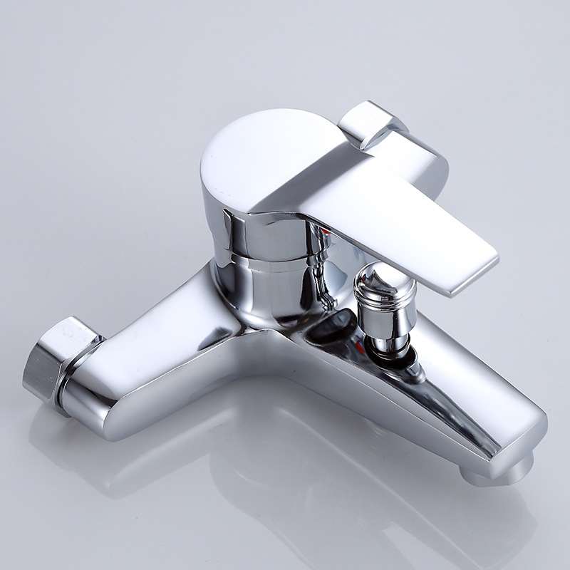 Wholesale all-copper IELTS triple shower faucet, concealed mixing valve, bathtub hot and cold shower head, wall-mounted faucet details Picture