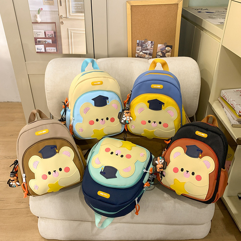 2025 New Style Kindergarten Schoolbag, Little Bear Lightweight Back-Protecting Children's Backpack 3-6, anti-Wandering Backpack for Boys and Girls 5 full figure