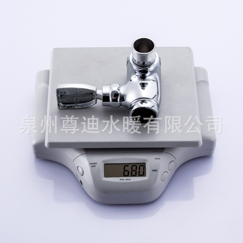 The manufacturer directly supplies large foot pedal flushing valve with large corner self-closing delay hand-press flushing valve and wall-mounted foot pedal valve Specification drawing