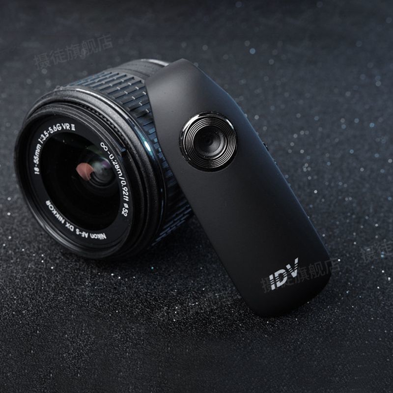 1080p body-worn video recorder with magnetic back clip for audio and video recording from a baby's perspective Application Scenario