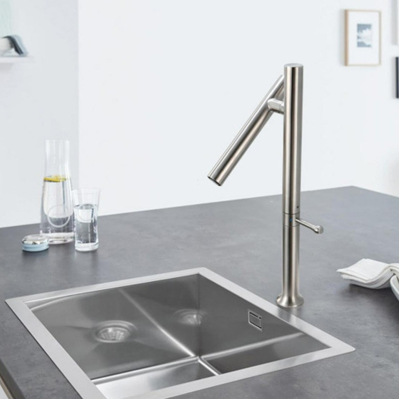 304 stainless steel universal rotatable kitchen hot and cold dual-purpose faucet, sink, countertop, ceramic valve core faucet full figure