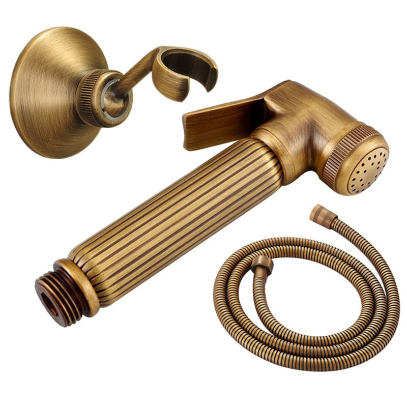 Cross-border all-copper antique feminine washbasin set, toilet companion, spray gun set, antique shower head hanging stand and bracket Application Scenario