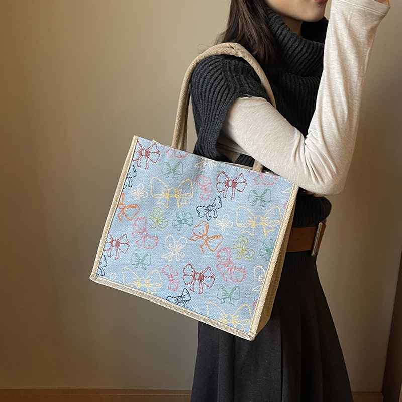 New cross-border flower-shaped handbag with large capacity 2025 Spring Fashion trend Specification drawing