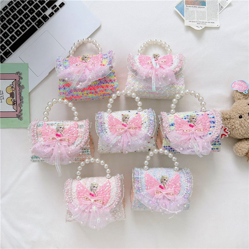 New children's bags, fashionable little chanel-style princess bags, cute handbags for little girls, crossbody bags for babies, a trend of Internet celebrities full figure
