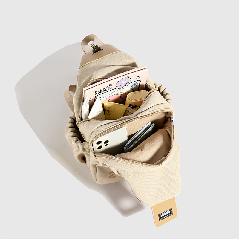 A new cross-border women's backpack, a niche, fashionable and trendy women's bag with a sporty and simple style, and a large capacity crossbody backpack Application Scenario