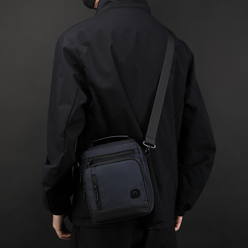 WEPOWER's new men's casual and fashionable business single-shoulder bag, waterproof crossbody bag, large-capacity men's bag and handbag Specification drawing