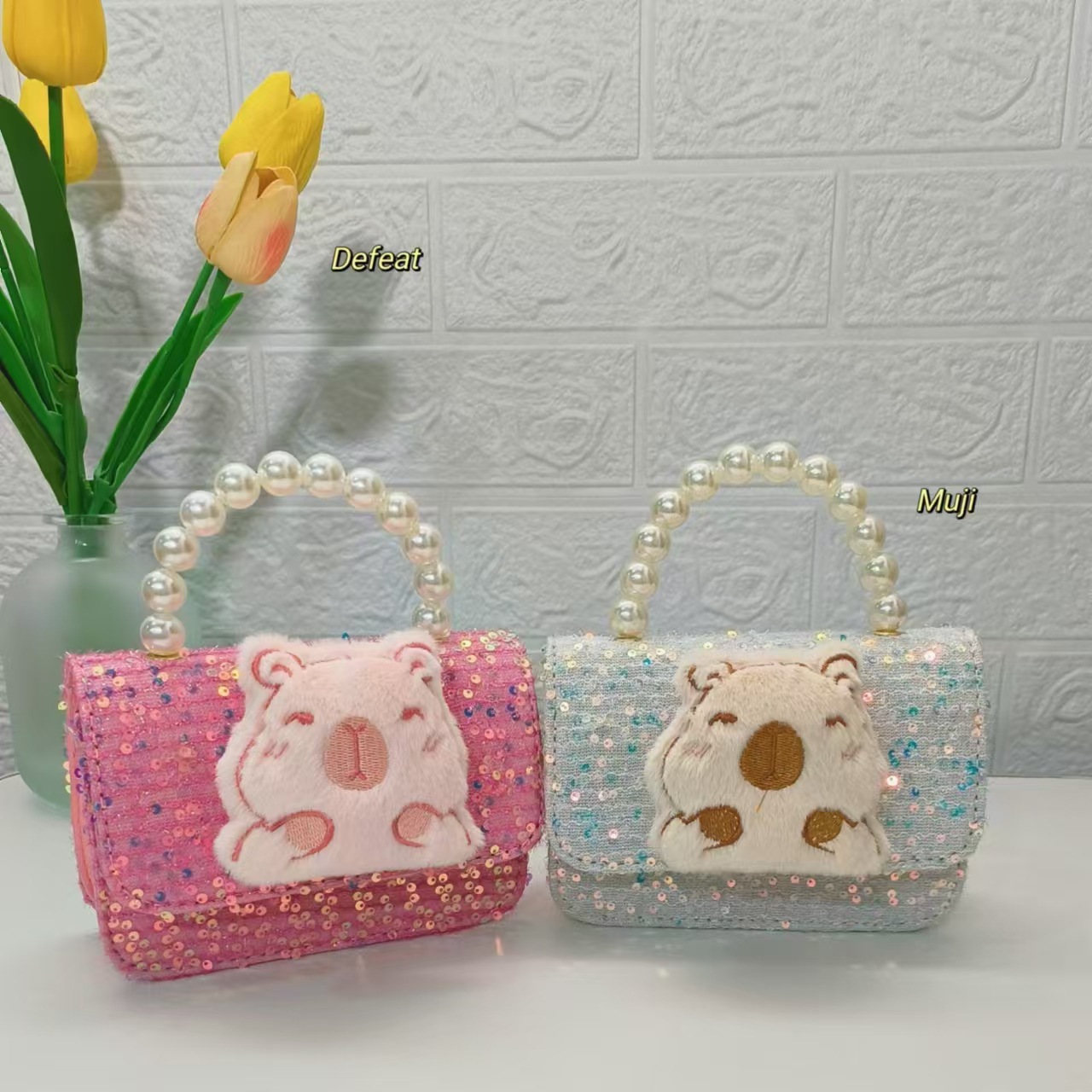 Capibara pearl handbag, cartoon children's bag, Little Chanel-style girl's loose change accessory bag, crossbody bag, small square bag Specification drawing