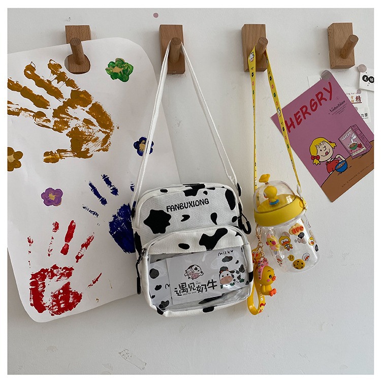 Wholesale of 2024 new Korean-style streetwear single-shoulder crossbody bag with cow pattern and simple canvas bag Specification drawing