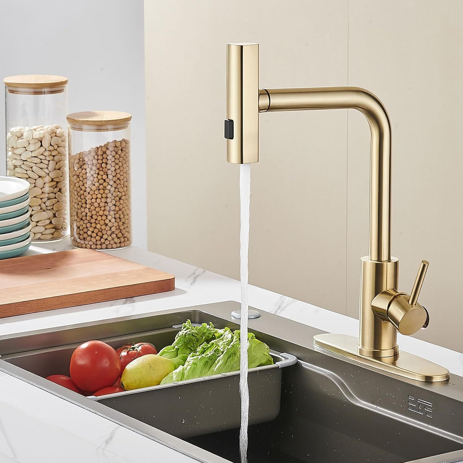 304 stainless steel kitchen brushed gold pull-out faucet, multi-functional waterfall cold and hot water sink faucet details Picture
