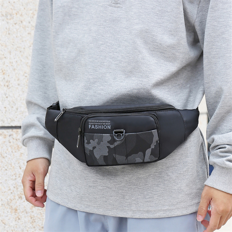 New men's camouflage nylon waist bag, outdoor sports trend crossbody bag, cash register business coin purse, single-shoulder bag Application Scenario