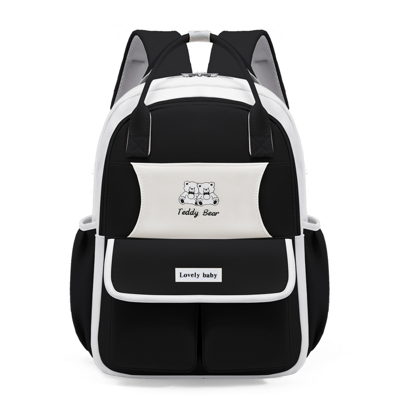 2025 New model student schoolbag, Mommy Bag, Baby Walking bag, multi-functional mother and baby bag, backpack, travel backpack Application Scenario