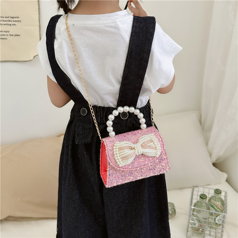 2023 New Chanel-style children's bag, princess-style beaded hand-held coin purse, trendy single-shoulder bag, crossbody chain bag details Picture