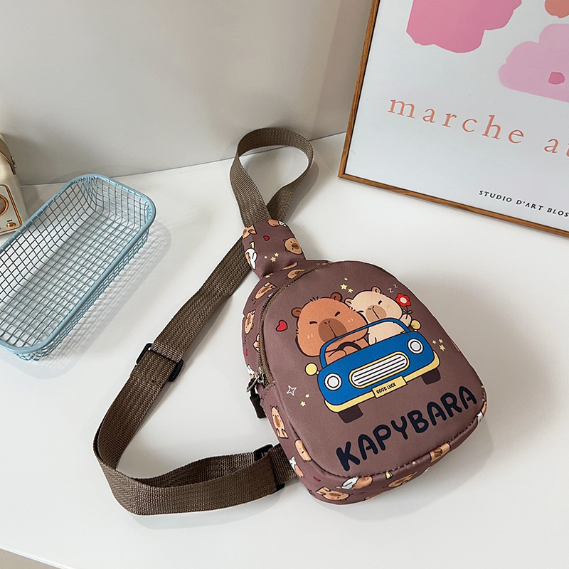 New cartoon and cute printed baby chest bag for children's bags in autumn and winter, fashionable and super lightweight coin purse for girls' outings Application Scenario