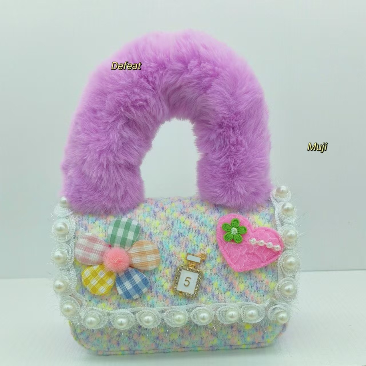 Plush handbag, little girl's single-shoulder crossbody bag, stylish small square bag, girl's lace accessory bag, chain coin purse Item Picture