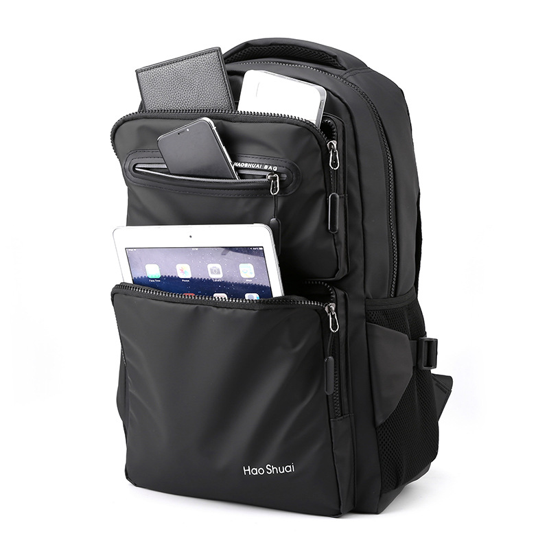 The new cross-border outdoor travel backpack, casual commuting backpack, large-capacity college student schoolbag and computer backpack Application Scenario