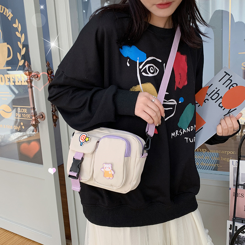 ins nylon small cloth bag for women, 2020 new style single-shoulder student bag, fashionable crossbody bag, internet-famous little black bag details Picture