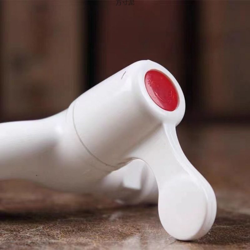 Liansu 4-point PVC plastic faucet Angle valve hexagonal handle quick-opening toilet universal thickened plastic water stop valve Item Picture