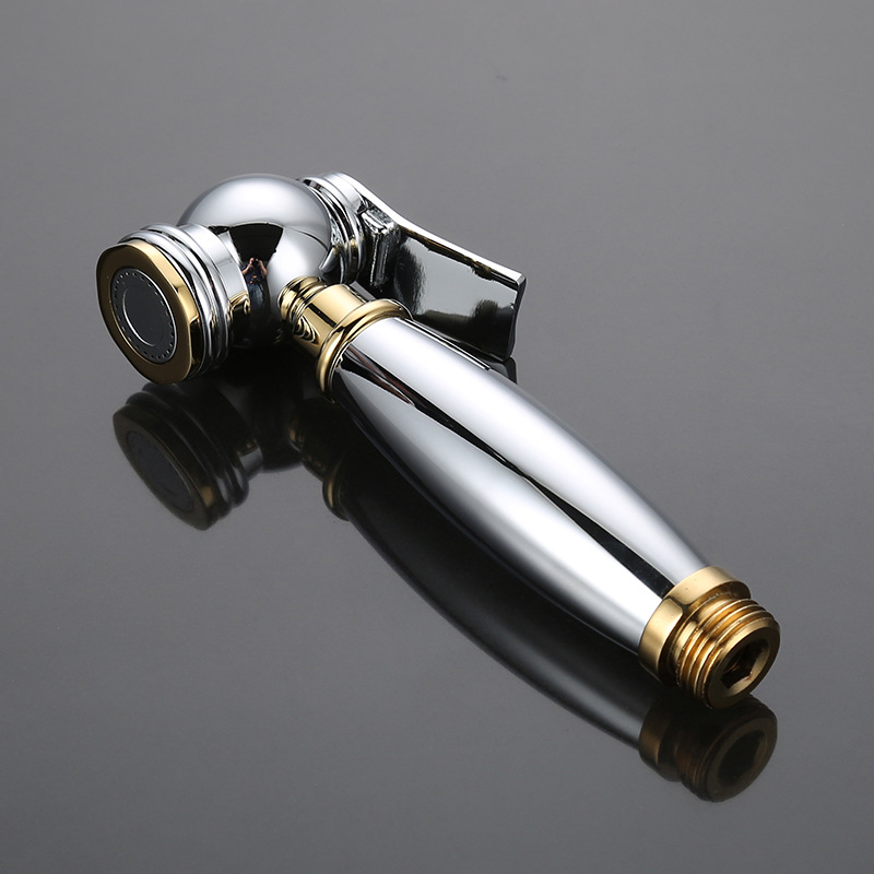 All-copper toilet spray gun, toilet pressurized flushing device, bathroom shower head, flushing gun, toilet companion, women's washer Application Scenario