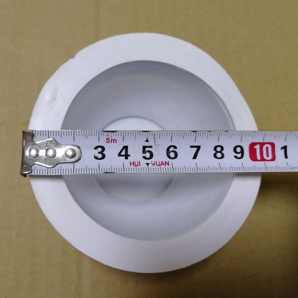 Squat toilet deodorizer, odor blocking device, squat toilet and squat pit deodorizer, toilet deodorizer plug core, sealing squat pit cover plate Application Scenario