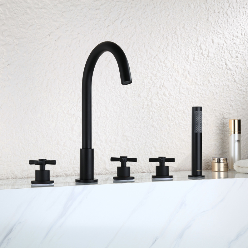All-copper black split bathtub massage five-piece set faucet shower room cold and hot water five-hole tank side faucet Application Scenario