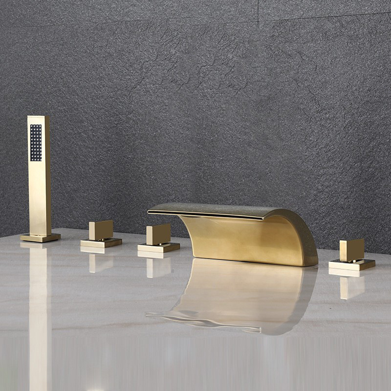 Factory bulk wholesale discount: Grand American-style waterfall split three-hole and five-hole bathtubs, hot and cold water faucets, chrome-plated black and white details Picture