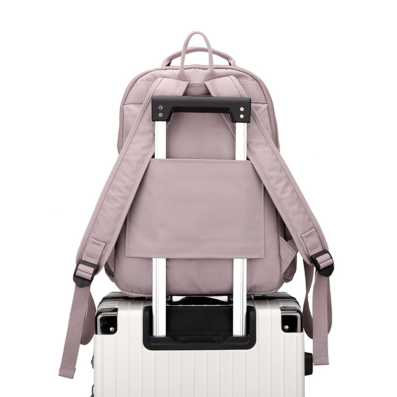 Customized cross-border backpacks with LOGO for travel, leisure and fashion, large-capacity water-resistant nylon backpacks for men and women Application Scenario