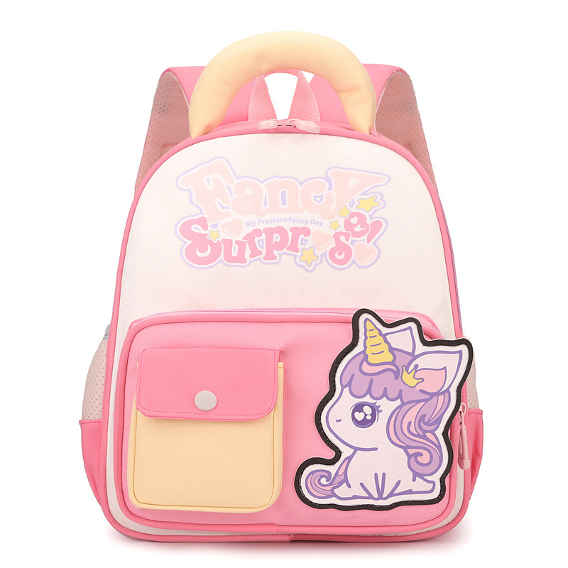 The new cartoon and cute children's schoolbag is suitable for children aged 2 to 5. It is a lightweight backpack for boys and girls and can reduce the burden. It is also a kindergarten schoolbag Item Picture