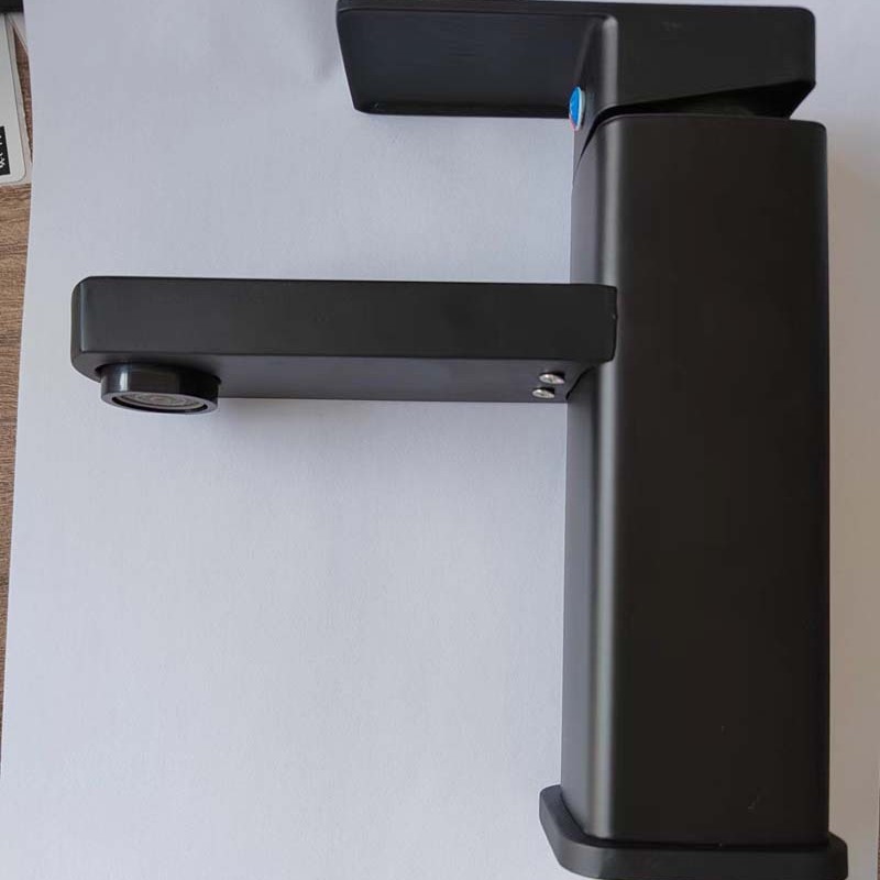 Washbasin, single cold faucet, bathroom, washbasin, countertop basin, faucet manufacturer, engineering wholesale Application Scenario