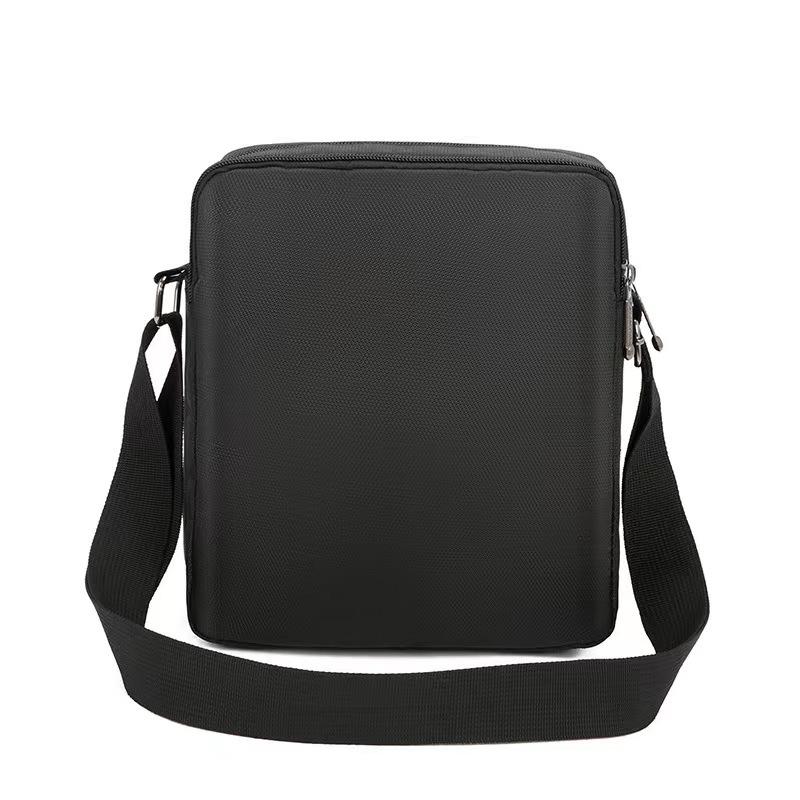 Men's business commuting single-shoulder briefcase, water-resistant Oxford cloth crossbody bag, casual and convenient for carrying out Item Picture