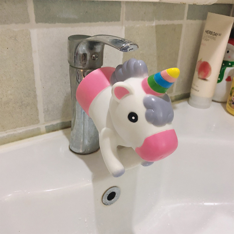 Bathroom cartoon children's faucet extender, splash-proof water filter, baby hand wash extender, water guide superhero details Picture