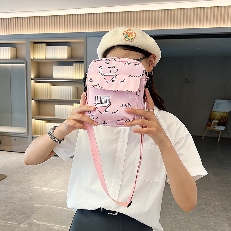 New fashionable nylon single-shoulder bag for women 2024 summer, cute cartoon pattern mini versatile crossbody bag wholesale Specification drawing