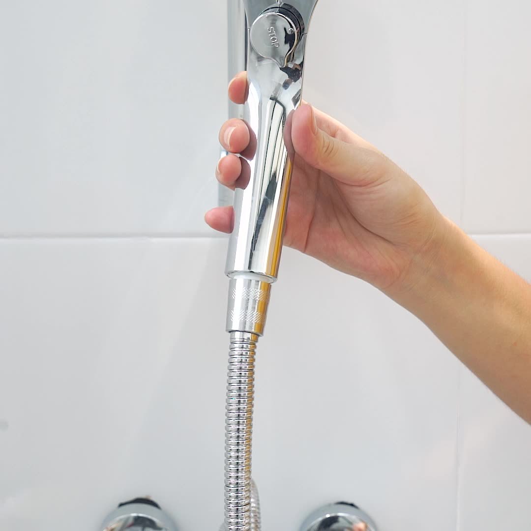 Douyin's same style caterpillar no-drilling showerhead bracket, shower head adjustment frame, bathroom silicone showerhead suction cup Application Scenario