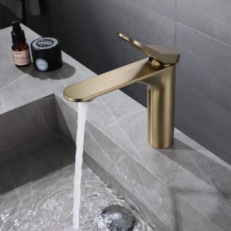 Cross-border engineering foreign trade hot and cold water faucet, copper core brushed, gold gun gray, washbasin, countertop basin, raised faucet full figure