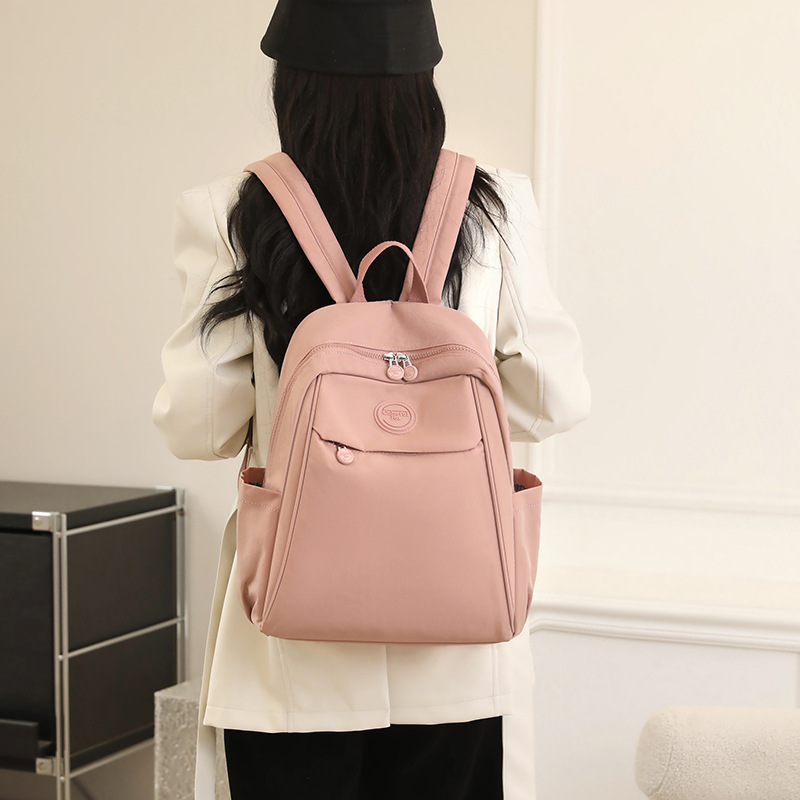 Colorful Fox's new women's backpack is a fashionable and trendy casual backpack with a large capacity and water repellent for students Specification drawing