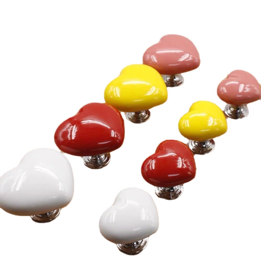 Love toilet press switch button, water tank flush, nail salon toilet flush cover, hand-pressed accessory, colorful shape Item Picture