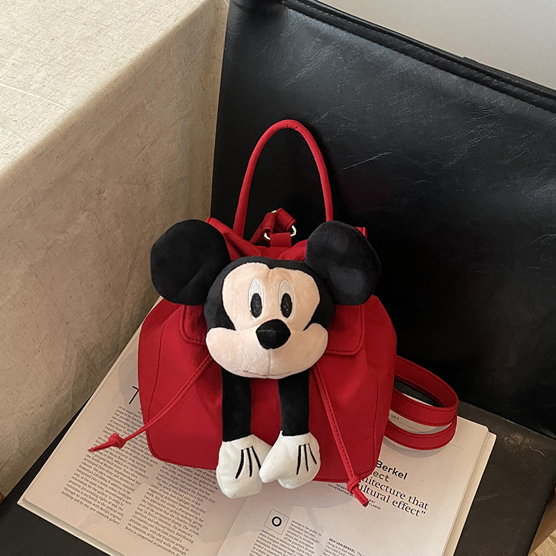 Cute backpacks for outdoor travel, lightweight hiking bags for women, mountain climbing backpacks, hiking and cycling sports schoolbags, cartoon bags Application Scenario