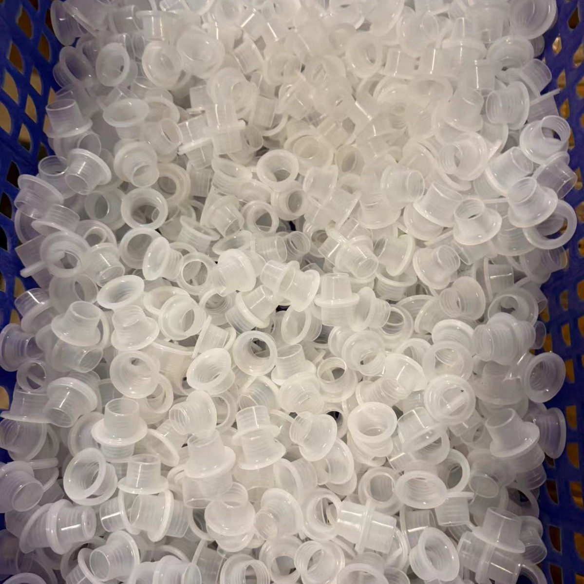 The universal silicone gasket for faucets can replace the sealing gasket with PTFE tape, eliminating the need for PTFE tape and preventing water leakage Item Picture