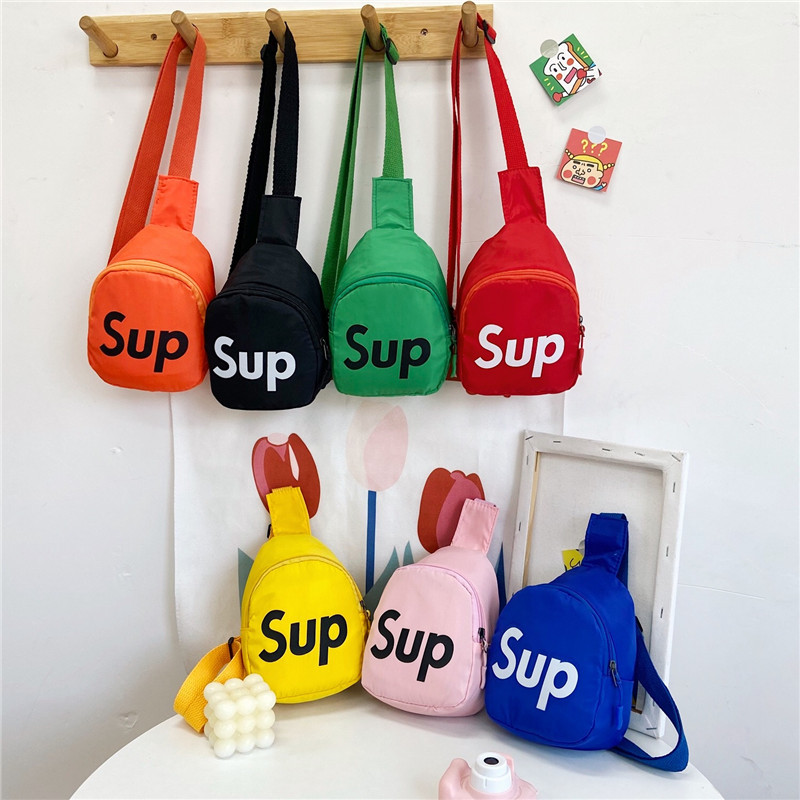 Korean children's chest bag 2021 Summer New Style cute and trendy boys' and girls' waist bag with simple letters, children's single-shoulder bag full figure