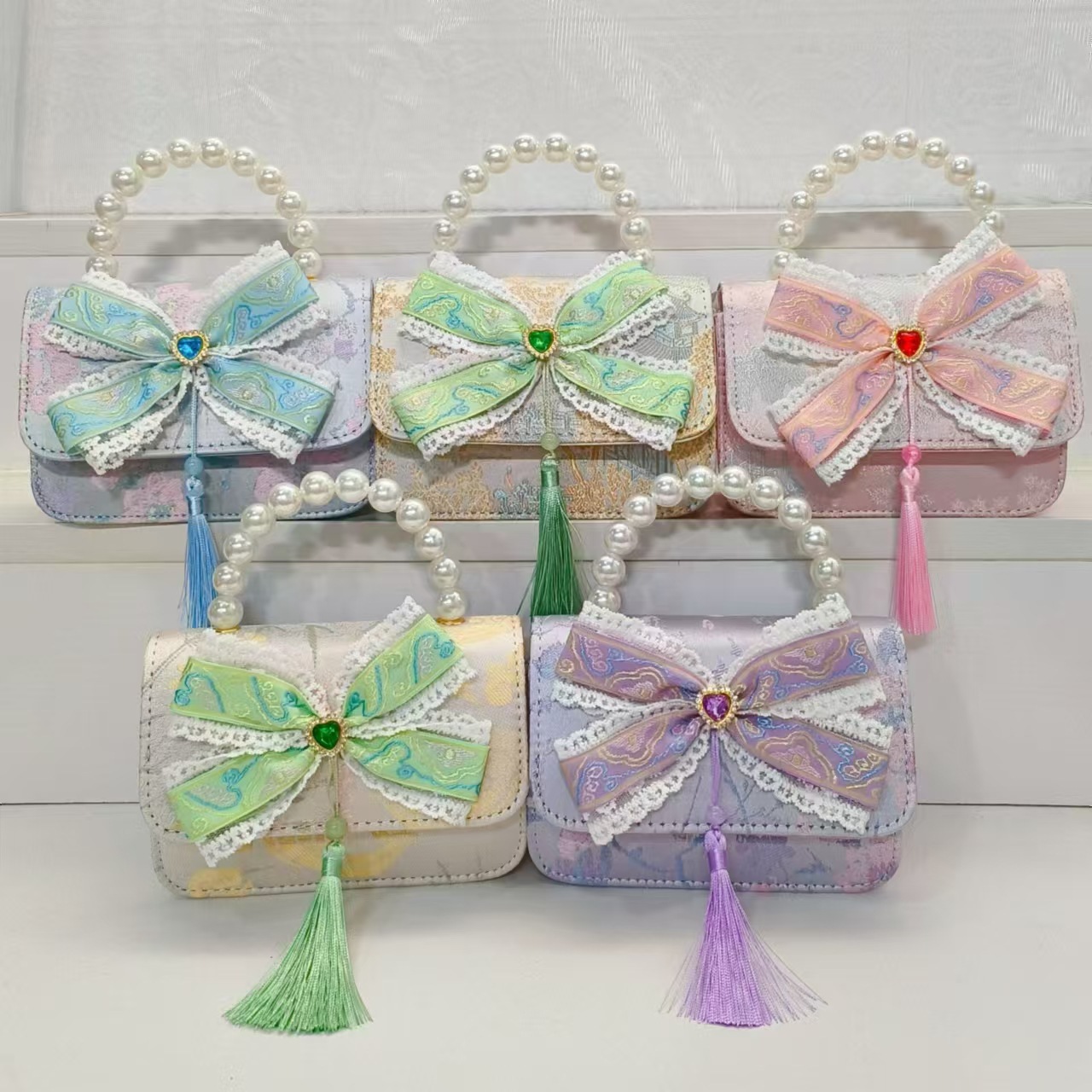 Chinese-style bow princess bag, pearl handbag, single-shoulder crossbody bag, small square bag with loose change, girls' Hanfu accessory bag full figure