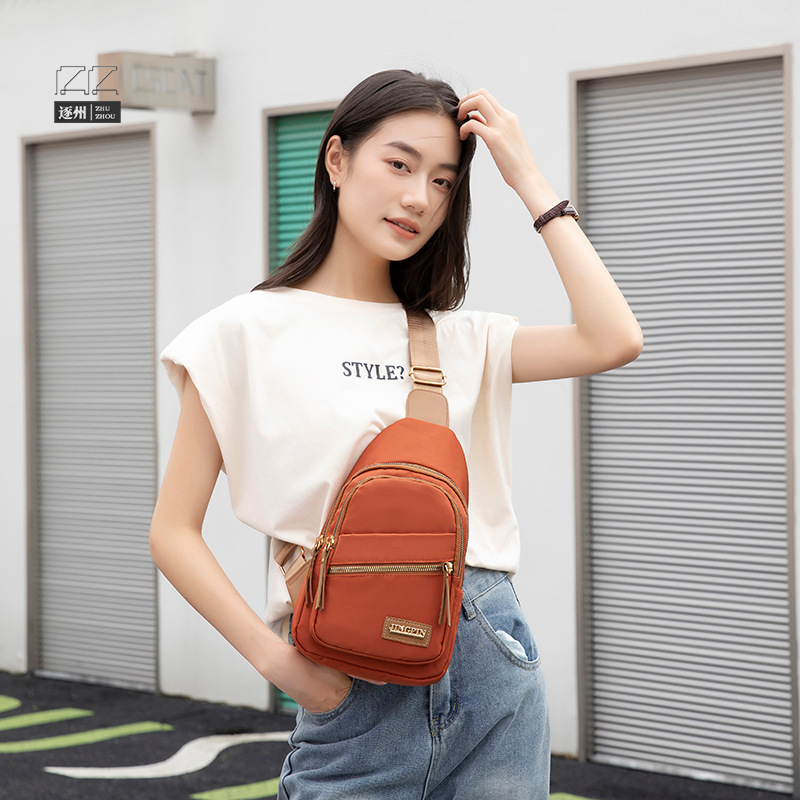 New trendy multi-layer chest bag for women, simple and lightweight nylon fabric single-shoulder bag, Korean-style casual travel crossbody bag full figure